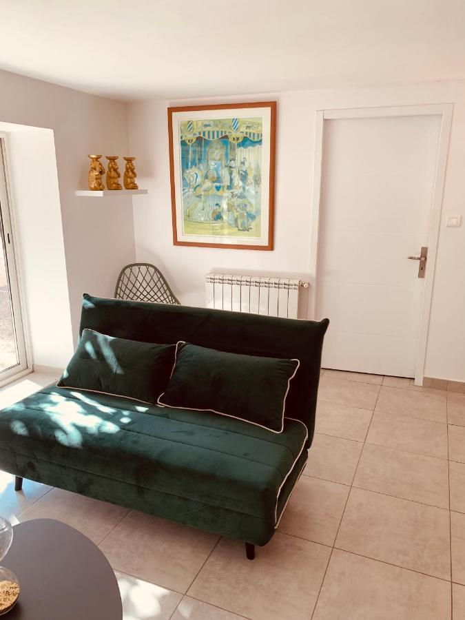 Appartement Independant Avec Jardin Et Acces Piscine Nîmes Exteriör bild